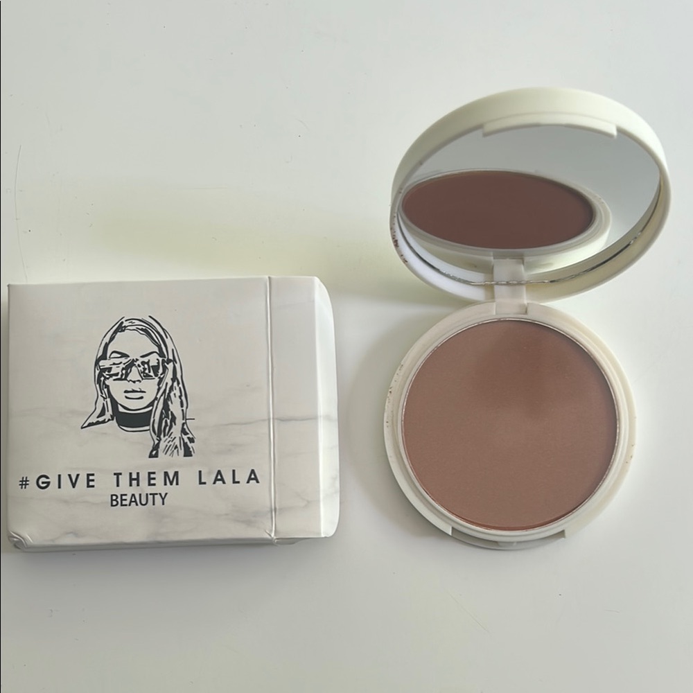 Matte Mauve-Pink Bronzer & Contour Compact